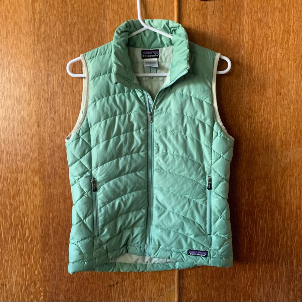 patagonia puffer vest